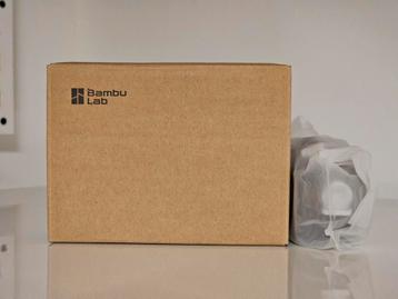 Bambu Lab AMS 2 PRO Feeder Unit beschikbaar voor biedingen
