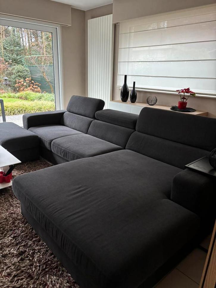 Buitenkans ! mooie onbeschadigde antraciet kleurige zetel, Huis en Inrichting, Zetels | Complete zithoeken, Zo goed als nieuw