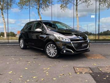 Peugeot 208 AUT.ALLURE,Parkeerhulp,Apple carply,getinte ruit beschikbaar voor biedingen