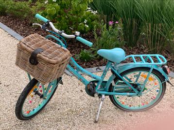 Meisjesfiets volare beschikbaar voor biedingen
