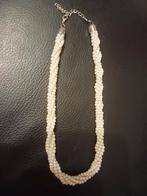 Collier en fausses perles, Enlèvement ou Envoi