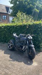 Honda Fireblade 900 cc, Permis Moto A, Plus de 35 kW, 4 cylindres, 900 cm³