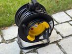 Verlengkabel op rol 25m, Doe-het-zelf en Bouw, Ophalen of Verzenden, Zo goed als nieuw, Kabel of Snoer