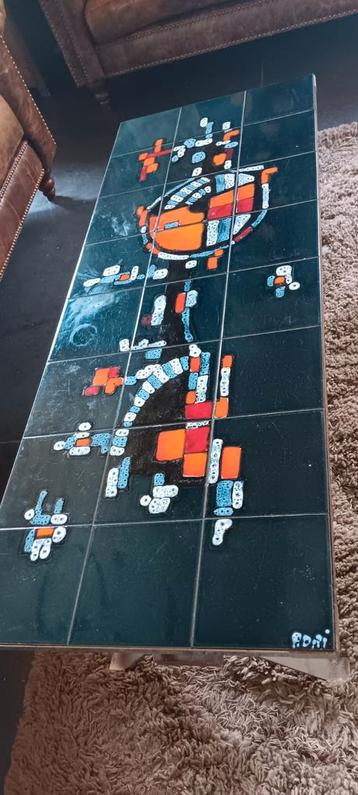 Mooi strakke coffee table met chroom onderstel en tegelblad., Enlèvement