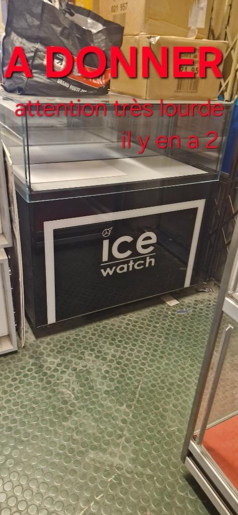 À VENDRE / À DONNER – Matériel magasin & Horeca à Huy !, Diversen, Overige Diversen, Zo goed als nieuw, Ophalen