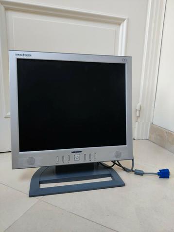Computerscherm  beschikbaar voor biedingen