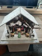 Groot kerststal 40 cm x 27 cm x 29 cm hg , stenen beeldjes, Ophalen of Verzenden, Gebruikt