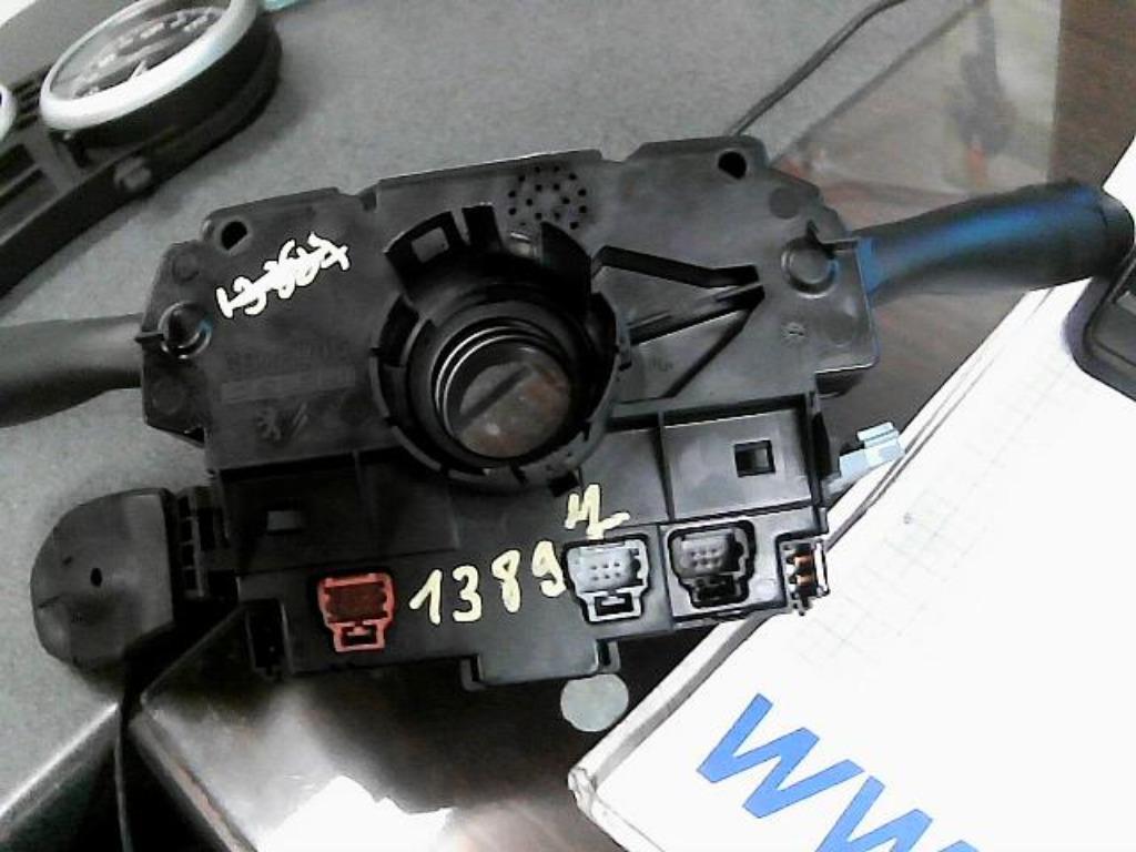 Commodo Peugeot 206+ 96663040XT (275), Autos : Pièces & Accessoires, Enlèvement ou Envoi, Utilisé, Peugeot