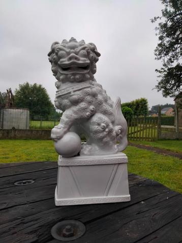 Vintage Foo dog tempelleeuw Oosters beeld beschikbaar voor biedingen