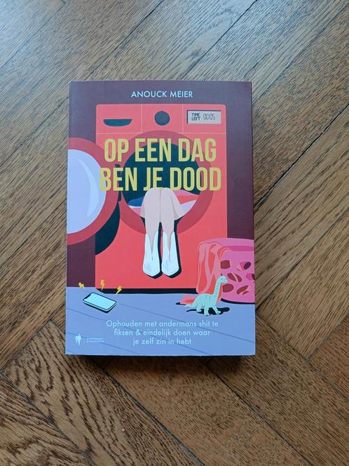 Boek Anouck Meier - Op een dag ben je dood, Boeken, Politiek en Maatschappij, Zo goed als nieuw, Ophalen of Verzenden