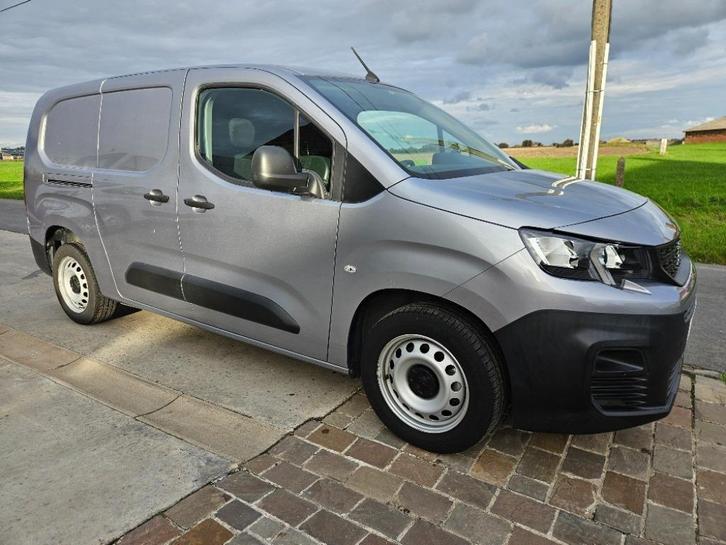 Peugeot Partner 1.2 BENZINE L2 MAXI AIRCO CRUISE PDC TREKH, Auto's, Bestelwagens en Lichte vracht, Bedrijf, Te koop, Used 1. Bestelwagens met ervaring.