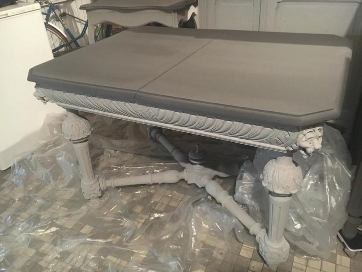 Uitschuifbare tafel van gepatineerd eikenhout, Antiek en Kunst, Antiek | Meubels | Tafels, Ophalen