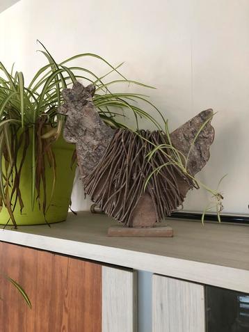 Houten decoratie kip beschikbaar voor biedingen