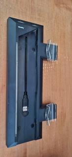 Ps4 houder, Enlèvement