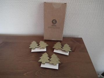 Kerstdecoratie (3 kleine gouden bomen) Nieuw beschikbaar voor biedingen