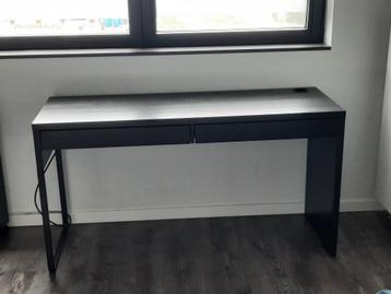 Bureau Micke (met of zonder ladeblok Micke) beschikbaar voor biedingen