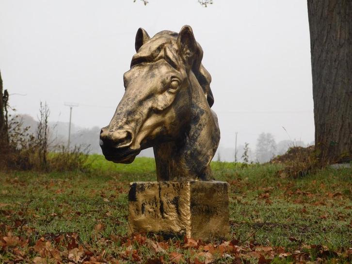 Grande tête de cheval - doré et noir - polystone, Antiquités & Art, Art | Sculptures & Bois, Enlèvement ou Envoi