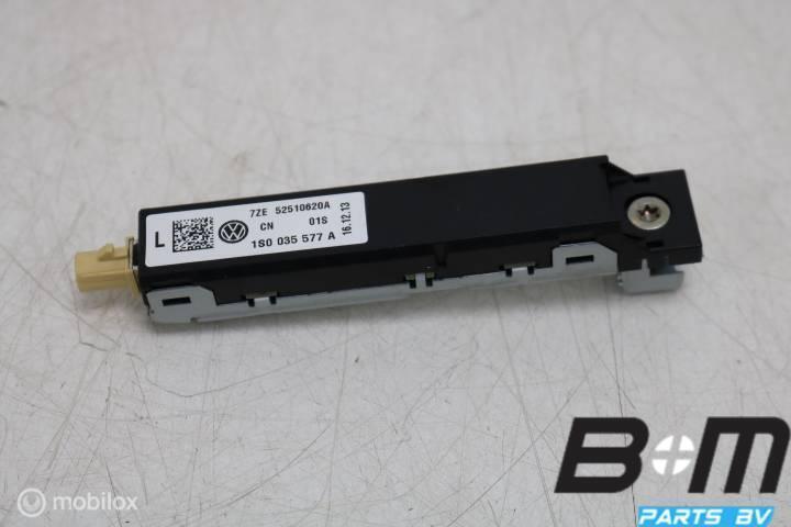Antenneversterker VW Up! 1S0035577A, Auto diversen, Autoradio's, Gebruikt