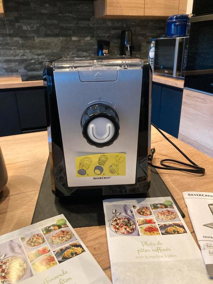 Machine à pâtes, Electroménager, Machines à pain, Neuf, Avec minuteur, 400 à 800 grammes de pâte, Fenêtre transparente, Enlèvement