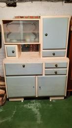 Oude brocante kast., Ophalen