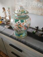 Vase chinois faire une offre., Antiquités & Art, Enlèvement ou Envoi