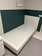 1 persoonsbed in wit kunstleder + matras, Enlèvement, Comme neuf, Blanc