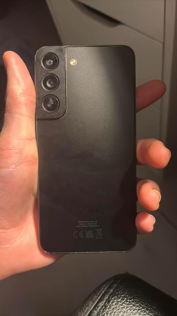 DOIT PARTIR MAINTENANT:Samsung Galaxy S22, Télécoms, Téléphonie mobile | Samsung, Utilisé, Galaxy S22, 256 GB, Sans abonnement