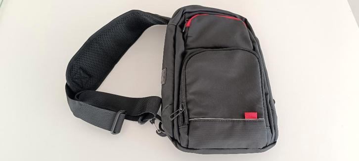 9.7 " Crossbody Schoudertas met Usb aansluiting (nieuw), Bijoux, Sacs & Beauté, Sacs | Sacs à bandoulière, Neuf, Enlèvement