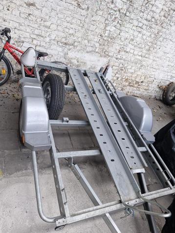 Aanhangwagen remorque moto beschikbaar voor biedingen