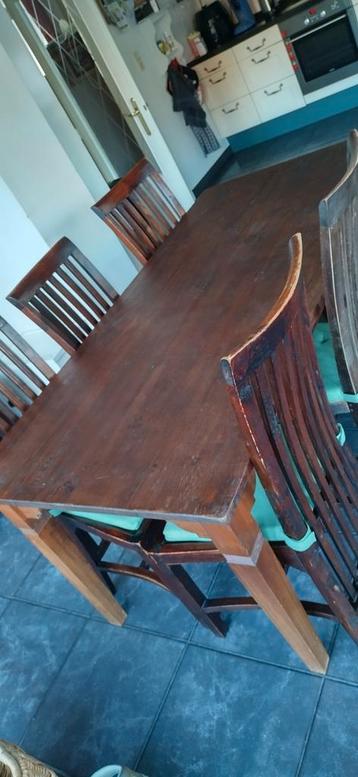 Eikenhouten eettafel met 6 stoelen  beschikbaar voor biedingen