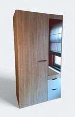 Halfhoogslaper met kledingkast, Enlèvement