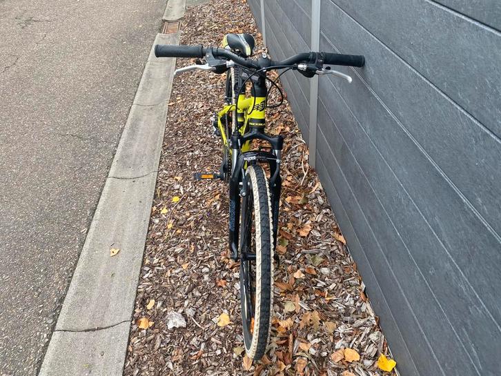 Shock blaze warrior mountainbike, Fietsen en Brommers, Fietsen | Mountainbikes en ATB, Zo goed als nieuw, Ophalen