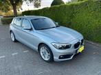 BMW 116d Sportline + 2 sets velgen + trekhaak, Particulier, 3 cilinders, Zilver of Grijs, 1 Reeks