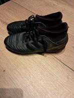 Voetbalschoenen maat 35 adidas, Sport en Fitness, Voetbal, Ophalen of Verzenden, Zo goed als nieuw