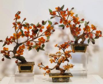 Bonsai bomen in Jadeiet en cloisonne/koperen pot. beschikbaar voor biedingen