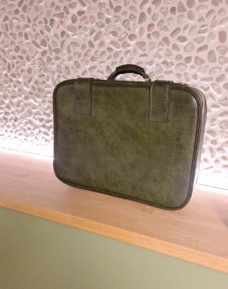 Vintage groene koffer / valies / reiskoffer, Handtassen en Accessoires, Koffers, Gebruikt, Slot, Ophalen of Verzenden