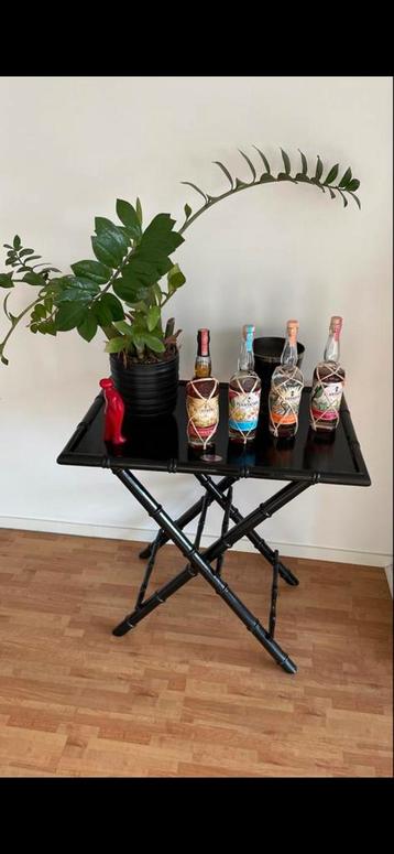 Bijzettafel Riverdale beschikbaar voor biedingen