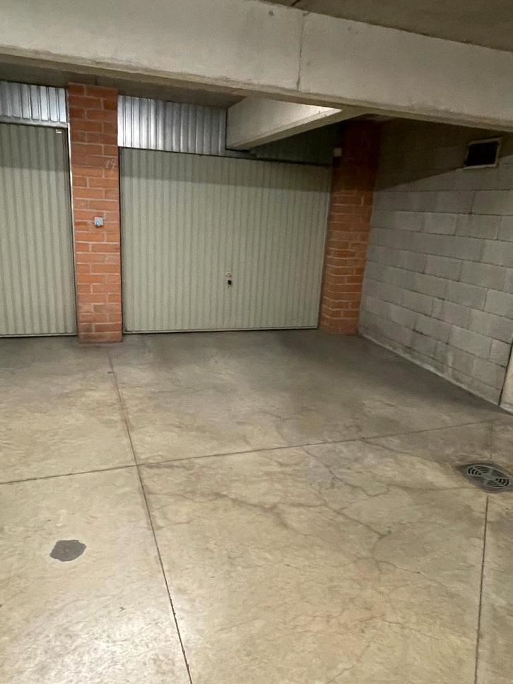 Garagebox te koop  Boom bij invalswegen, Immo, Garages & Places de parking, Province d'Anvers