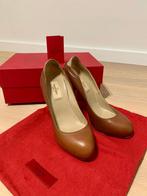 Valentino pumps, Ophalen of Verzenden, Zo goed als nieuw, Pumps