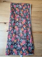 Sjaal LOGG, Kleding | Dames, Mutsen, Sjaals en Handschoenen, H&M, Ophalen of Verzenden, Gedragen, Sjaal