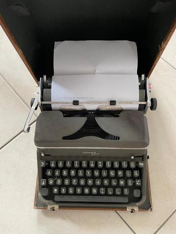 Hermes 2000 schrijfmachine  beschikbaar voor biedingen