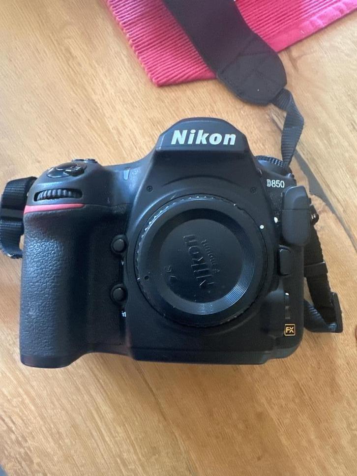Nikoncamera D 850, Audio, Tv en Foto, Fotocamera's Digitaal, Zo goed als nieuw, Spiegelreflex, Nikon, Ophalen