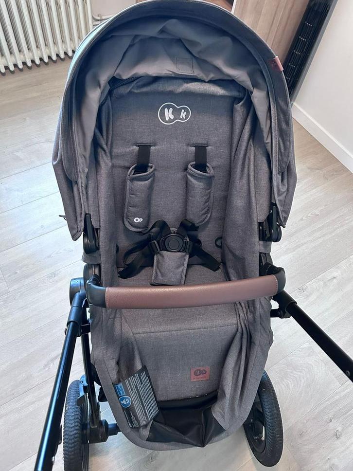 Poussette 3-en-1 B-TOUR, Enfants & Bébés, Buggys, Comme neuf, Ombrelle, Enlèvement