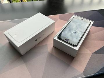 iPhone 6s + hoesjes beschikbaar voor biedingen