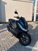 Honda pcx 125 2023, Motos, Scooter, Particulier, 1 cylindre, 125 cm³