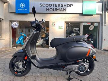 Vespa Sprint S ELETTRICA 45Km/h NERO MATT (nr.138), Fietsen en Brommers, Scooters | Vespa, Elektrisch, Vespa S