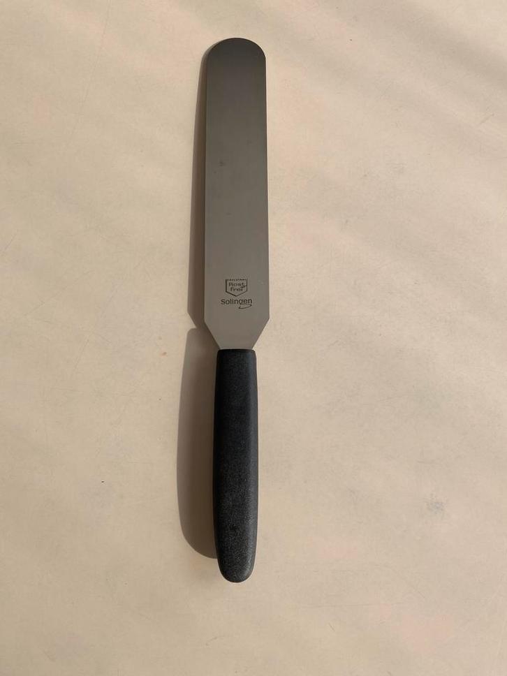 🍄 Solingen.Roestvrij staal .Paletmes / Glaceermes. 28 cm, Huis en Inrichting, Keuken | Bestek, Zo goed als nieuw, Ophalen of Verzenden