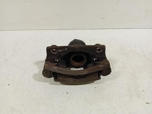 REMKLAUW LINKS VOOR Toyota Aygo (B10) (01-2005/05-2014), Auto-onderdelen, Remmen en Aandrijving, Toyota, Gebruikt