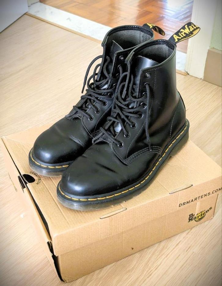 Dr Martens 1460 Leather Boots - size 43, Kleding | Heren, Schoenen, Zo goed als nieuw, Boots, Zwart, Ophalen of Verzenden