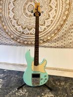 Ibanez ATK310 mint green active bass, Muziek en Instrumenten, Snaarinstrumenten | Gitaren | Bas, Ophalen, Gebruikt, Elektrisch